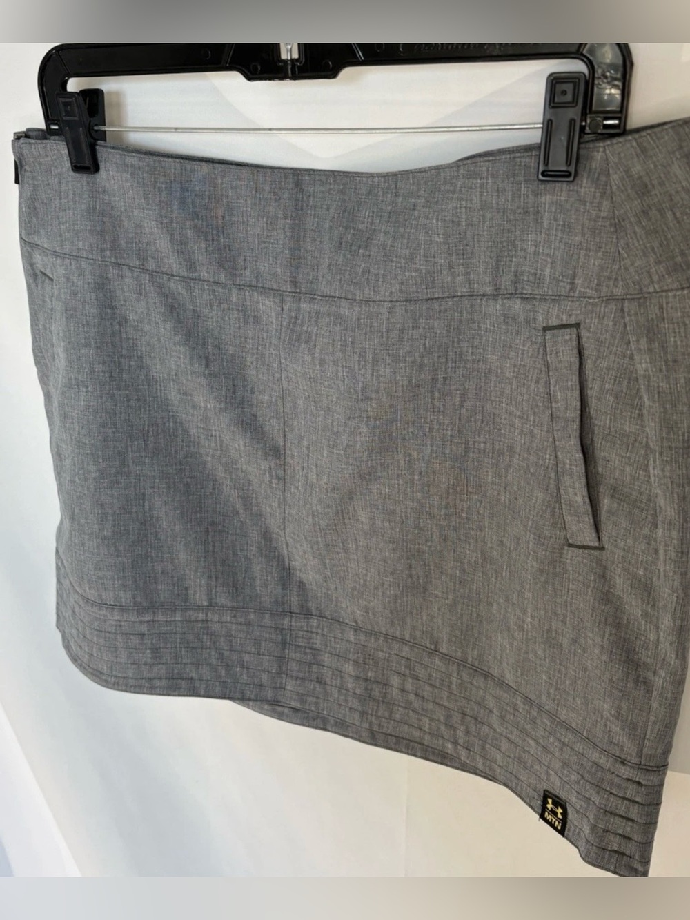 Under Armour NWT Women's Tennis Golf skirt Gray Side Zip Quick Dry Sz 12